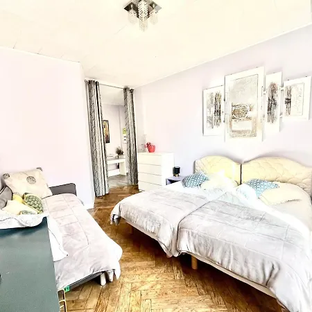 Daire Nice, Center *